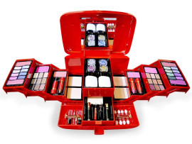 ADS Waterproof Longlasting 24H Fashion Colour Makeup Kit with Liner and Rubber Band